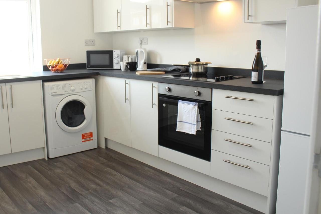 Stylish 1Br Apartment In The Heart Of Heywood Exterior foto